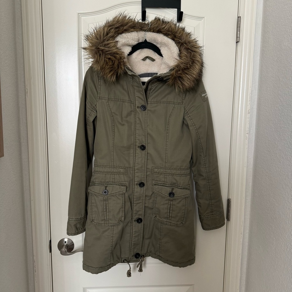 Abercrombie & Fitch Sherpa Lined Utility Jacket C… - image 1